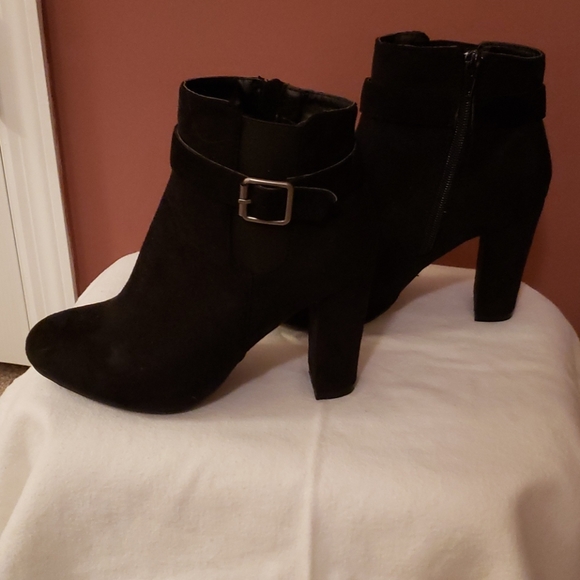 BAMBOO Shoes - Black Faux Suede Ankle Booties